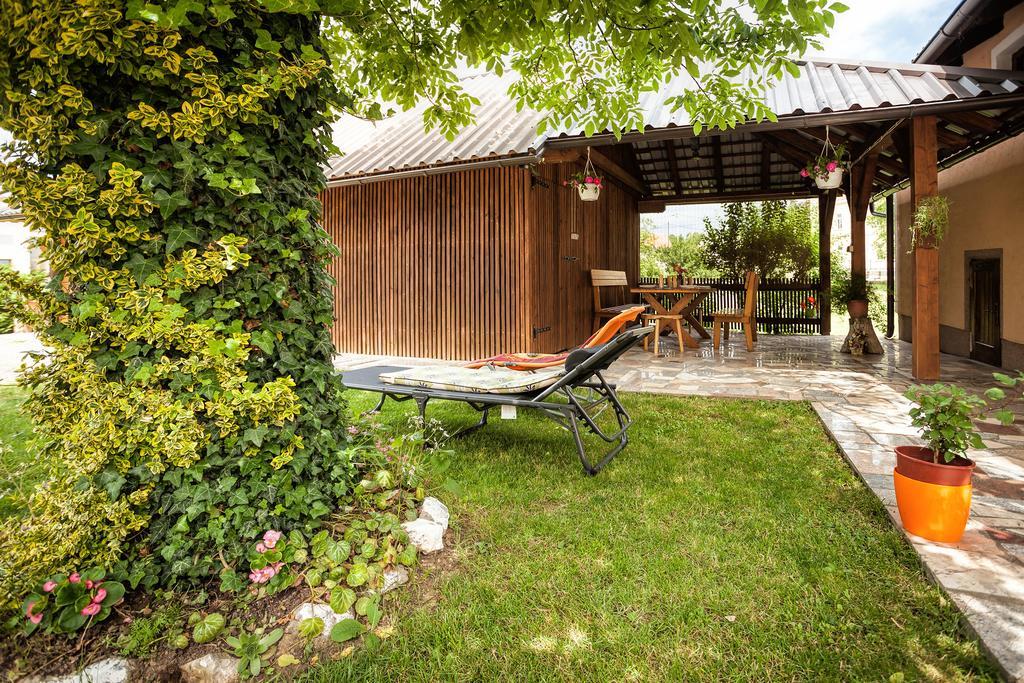 Apartment Tomasevic Slunj Ngoại thất bức ảnh