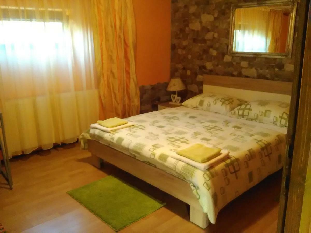 Apartment Tomasevic Slunj Ngoại thất bức ảnh